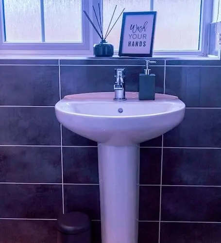 Vibes Getaway * Leeds (West Yorkshire)